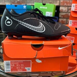 Nike Mercurial Vapor 14 Multi-Ground Soccer Cleats DJ290007 Women’s Sizes